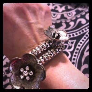 Very unique silver flowers wrap bracelet